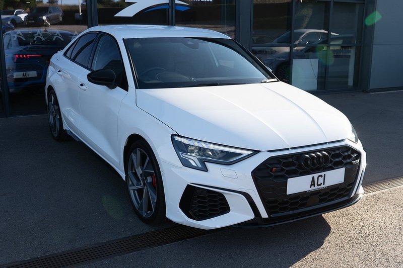 Audi 2.0 TFSI Black Edition Saloon 4dr Petrol S Tronic quattro Euro 6 (s/s) (310 ps)