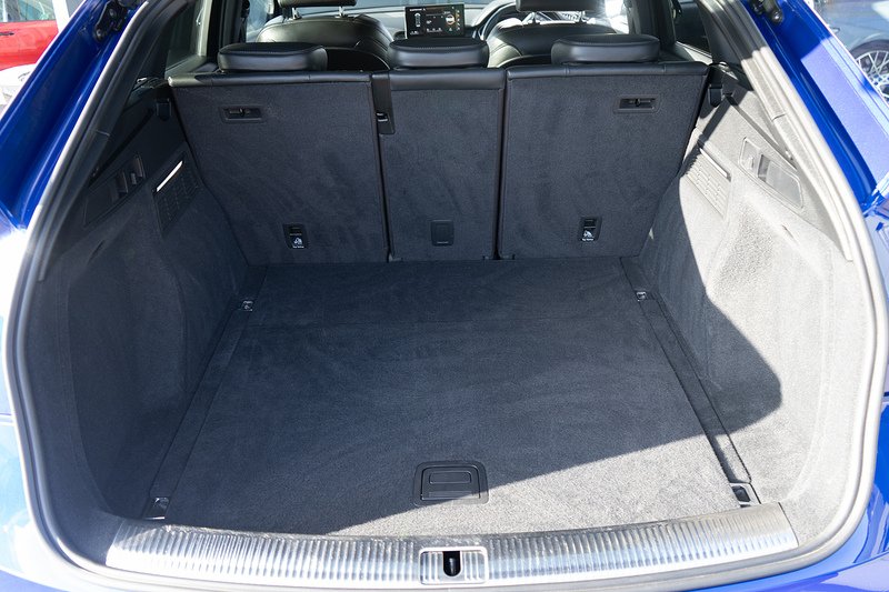 Audi 3.0 TDI V6 Sportback 5dr Diesel Tiptronic quattro Euro 6 (s/s) (341 ps)