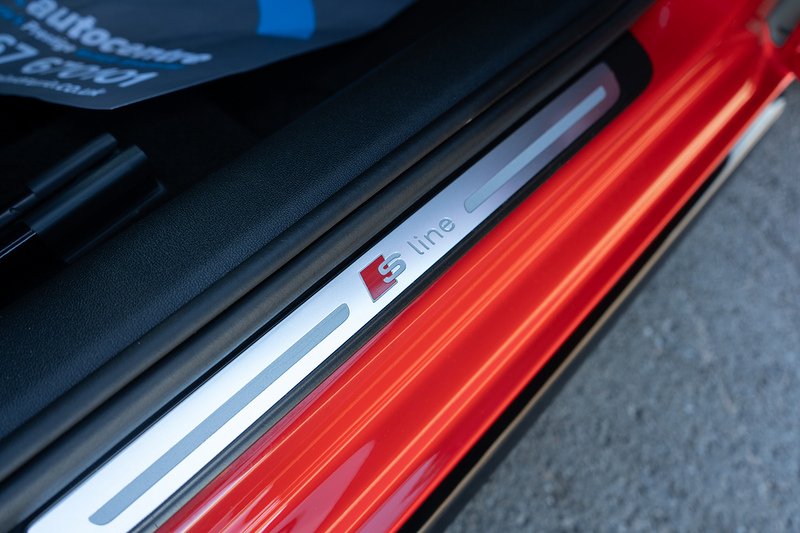 Audi 1.0 TFSI 30 Black Edition Sportback 5dr Petrol S Tronic Euro 6 (s/s) (110 ps)