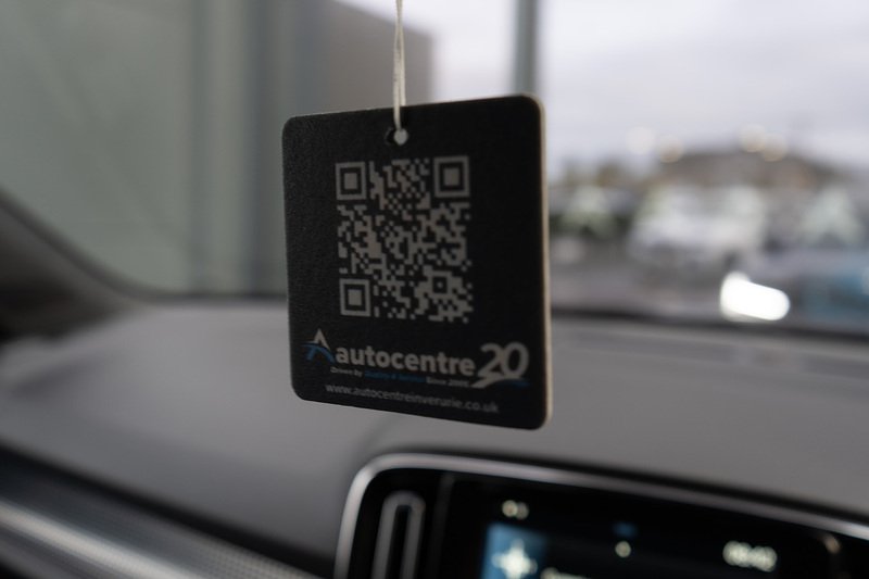 Volvo 2.0 B4 MHEV R-Design Pro SUV 5dr Petrol Hybrid Auto AWD Euro 6 (s/s) (197 ps)