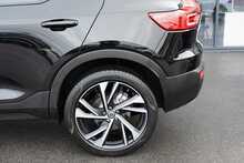 Volvo 2.0 B4 MHEV R-Design Pro SUV 5dr Petrol Hybrid Auto AWD Euro 6 (s/s) (197 ps)