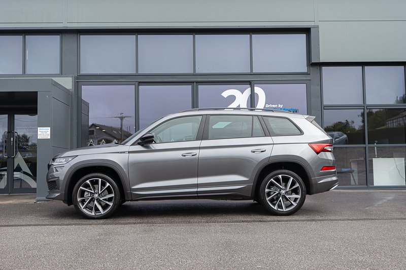 Skoda 2.0 TSI SportLine SUV 5dr Petrol DSG 4WD Euro 6 (s/s) (7 Seat) (190 ps)