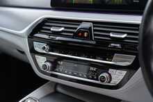 BMW 4.4i V8 Competition Saloon 4dr Petrol Steptronic xDrive Euro 6 (s/s) (625 ps)