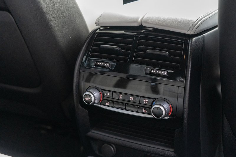 BMW 4.4i V8 Competition Saloon 4dr Petrol Steptronic xDrive Euro 6 (s/s) (625 ps)