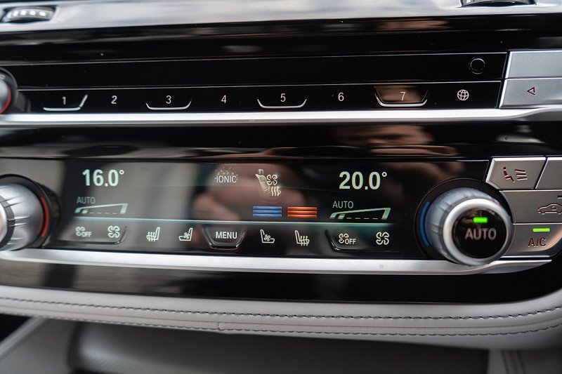 BMW 4.4i V8 Competition Saloon 4dr Petrol Steptronic xDrive Euro 6 (s/s) (625 ps)