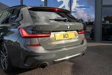 BMW 3.0 330d MHT M Sport Pro Edition Touring 5dr Diesel Hybrid Auto xDrive Euro 6 (s/s) (286 ps)