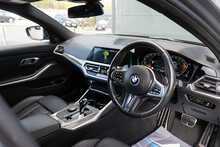 BMW 3.0 330d MHT M Sport Pro Edition Touring 5dr Diesel Hybrid Auto xDrive Euro 6 (s/s) (286 ps)