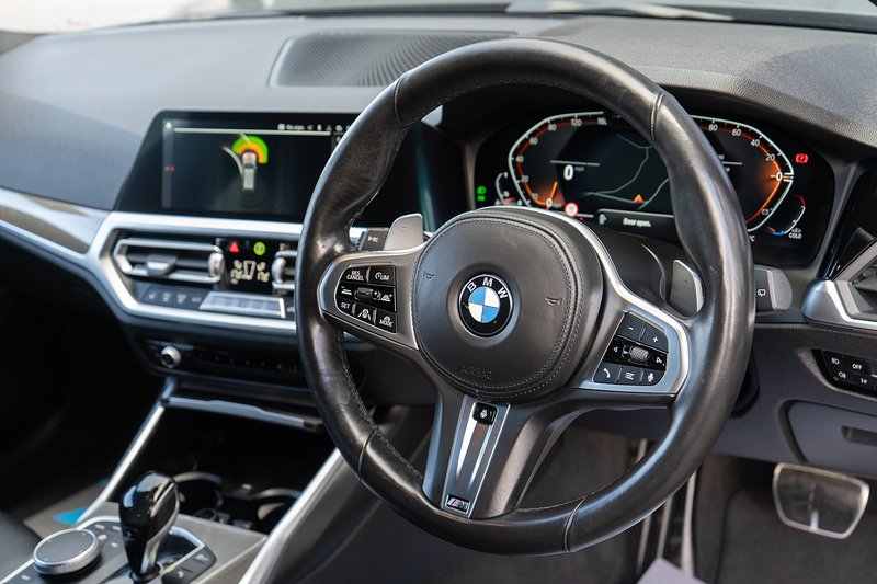 BMW 3.0 330d MHT M Sport Pro Edition Touring 5dr Diesel Hybrid Auto xDrive Euro 6 (s/s) (286 ps)