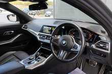 BMW 3.0 330d MHT M Sport Pro Edition Touring 5dr Diesel Hybrid Auto xDrive Euro 6 (s/s) (286 ps)
