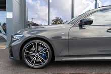 BMW 3.0 330d MHT M Sport Pro Edition Touring 5dr Diesel Hybrid Auto xDrive Euro 6 (s/s) (286 ps)