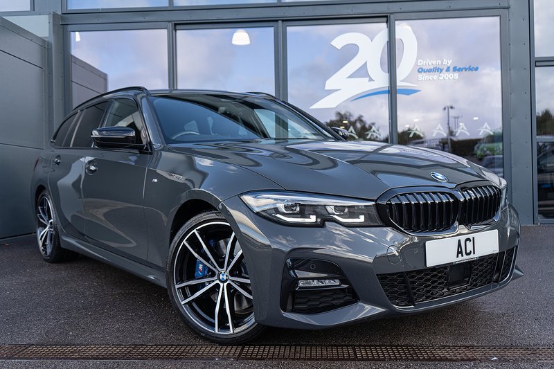 BMW 3.0 330d MHT M Sport Pro Edition Touring 5dr Diesel Hybrid Auto xDrive Euro 6 (s/s) (286 ps)