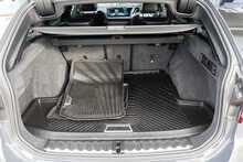 BMW 3.0 M340d MHT Touring 5dr Diesel Hybrid Auto xDrive Euro 6 (s/s) (340 ps)