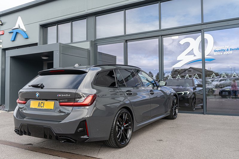 BMW 3.0 M340d MHT Touring 5dr Diesel Hybrid Auto xDrive Euro 6 (s/s) (340 ps)