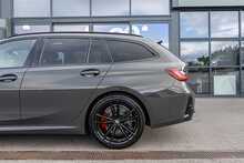 BMW 3.0 M340d MHT Touring 5dr Diesel Hybrid Auto xDrive Euro 6 (s/s) (340 ps)