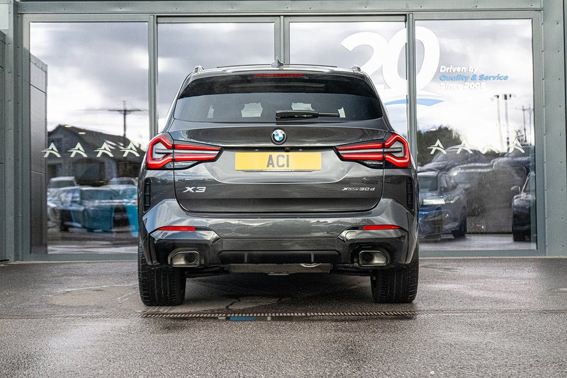 BMW 3.0 30d MHT M Sport SUV 5dr Diesel Hybrid Auto xDrive Euro 6 (s/s) (286 ps)