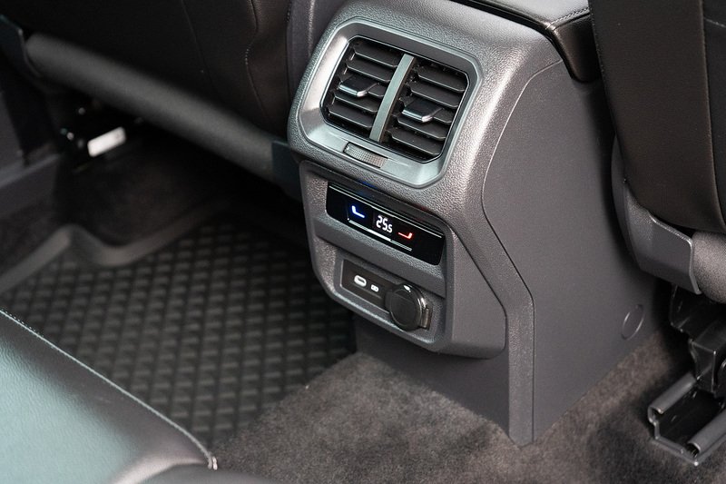 Volkswagen TSI R-Line SUV 2.0 Automatic Petrol