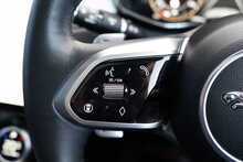 Jaguar 2.0 D200 MHEV R-Dynamic SE Black SUV 5dr Diesel Auto AWD Euro 6 (s/s) (204 ps)