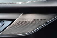 Jaguar 2.0 D200 MHEV R-Dynamic SE Black SUV 5dr Diesel Auto AWD Euro 6 (s/s) (204 ps)