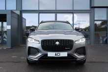 Jaguar 2.0 D200 MHEV R-Dynamic SE Black SUV 5dr Diesel Auto AWD Euro 6 (s/s) (204 ps)