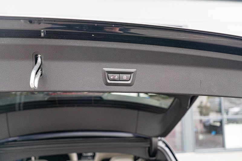 BMW 3.0 M40i MHT SUV 5dr Petrol Hybrid Auto xDrive Euro 6 (s/s) (360 ps)