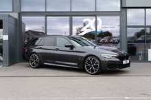BMW 2.0 520d MHT M Sport Touring 5dr Diesel Hybrid Steptronic xDrive Euro 6 (s/s) (190 ps)