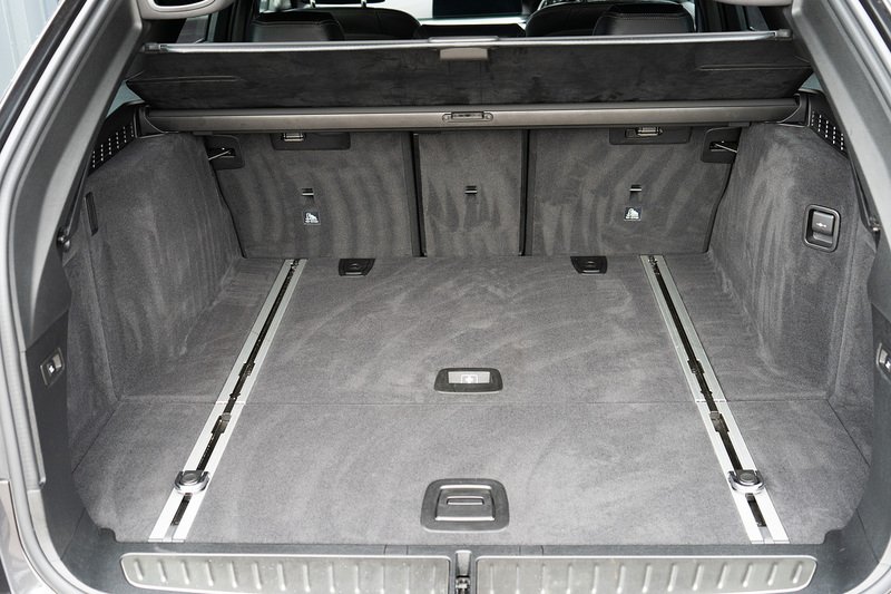 BMW 2.0 520d MHT M Sport Touring 5dr Diesel Hybrid Steptronic xDrive Euro 6 (s/s) (190 ps)