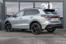 Volkswagen 2.0 TSI Black Edition SUV 5dr Petrol DSG 4Motion Euro 6 (s/s) (204 ps)