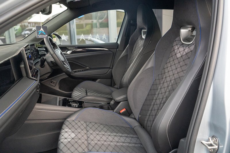 Volkswagen 2.0 TSI Black Edition SUV 5dr Petrol DSG 4Motion Euro 6 (s/s) (204 ps)