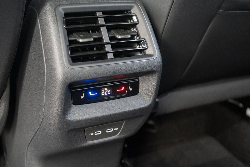 Volkswagen 2.0 TSI Black Edition SUV 5dr Petrol DSG 4Motion Euro 6 (s/s) (204 ps)