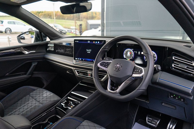 Volkswagen 2.0 TSI Black Edition SUV 5dr Petrol DSG 4Motion Euro 6 (s/s) (204 ps)