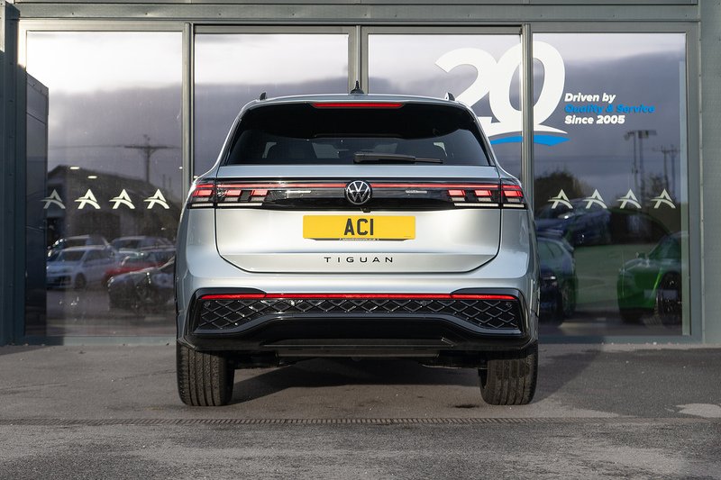 Volkswagen 2.0 TSI Black Edition SUV 5dr Petrol DSG 4Motion Euro 6 (s/s) (204 ps)