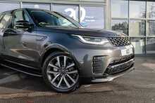 Land Rover 3.0 D300 MHEV R-Dynamic SE SUV 5dr Diesel Auto 4WD Euro 6 (s/s) (300 ps)