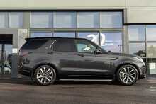 Land Rover 3.0 D300 MHEV R-Dynamic SE SUV 5dr Diesel Auto 4WD Euro 6 (s/s) (300 ps)
