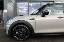 MINI 2.0 Cooper S Exclusive Hatchback 5dr Petrol Steptronic Euro 6 (s/s) (178 ps)