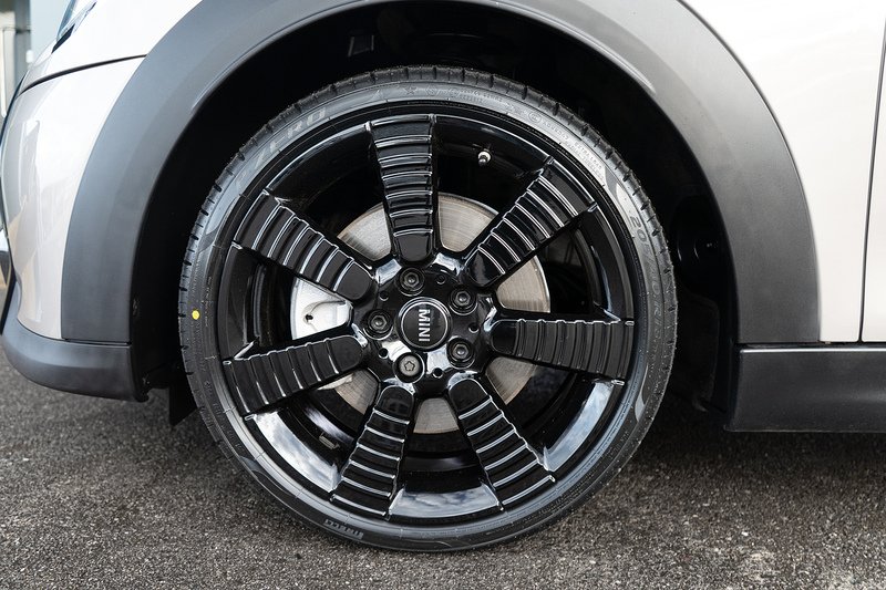 MINI 2.0 Cooper S Exclusive Hatchback 5dr Petrol Steptronic Euro 6 (s/s) (178 ps)