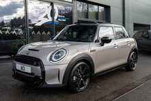 MINI 2.0 Cooper S Exclusive Hatchback 5dr Petrol Steptronic Euro 6 (s/s) (178 ps)