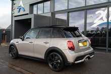 MINI 2.0 Cooper S Exclusive Hatchback 5dr Petrol Steptronic Euro 6 (s/s) (178 ps)