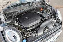 MINI 2.0 Cooper S Exclusive Hatchback 5dr Petrol Steptronic Euro 6 (s/s) (178 ps)