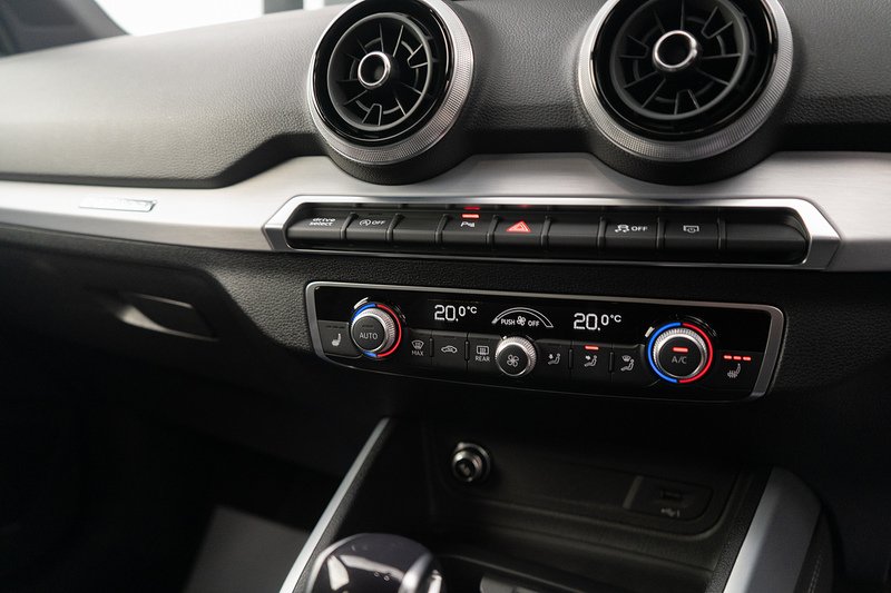 Audi 2.0 TFSI Black Edition SUV 5dr Petrol S Tronic quattro Euro 6 (s/s) (300 ps)