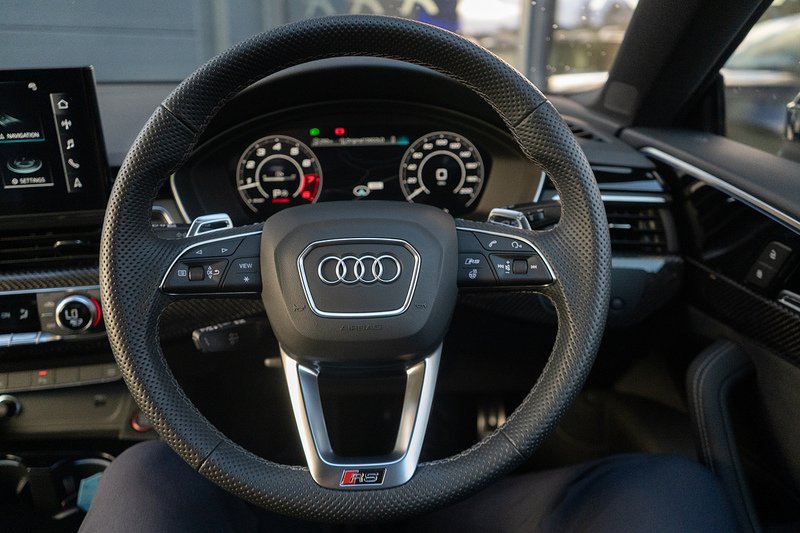 Audi RS5 TFSI V6 Carbon Black - U5123