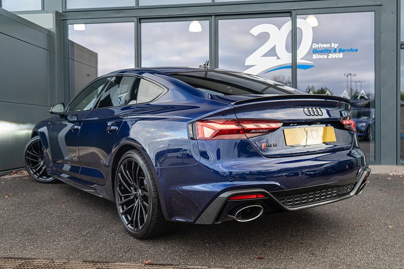 Audi RS5 TFSI V6 Carbon Black - U5123