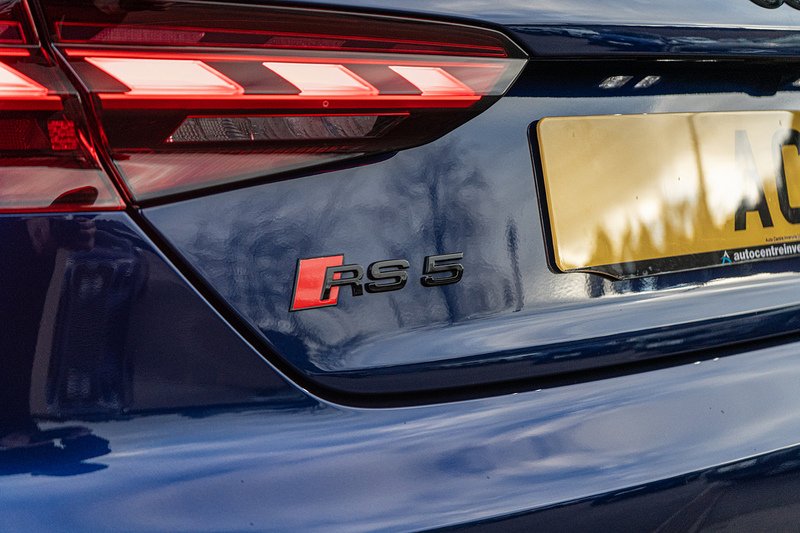 Audi RS5 TFSI V6 Carbon Black - U5123