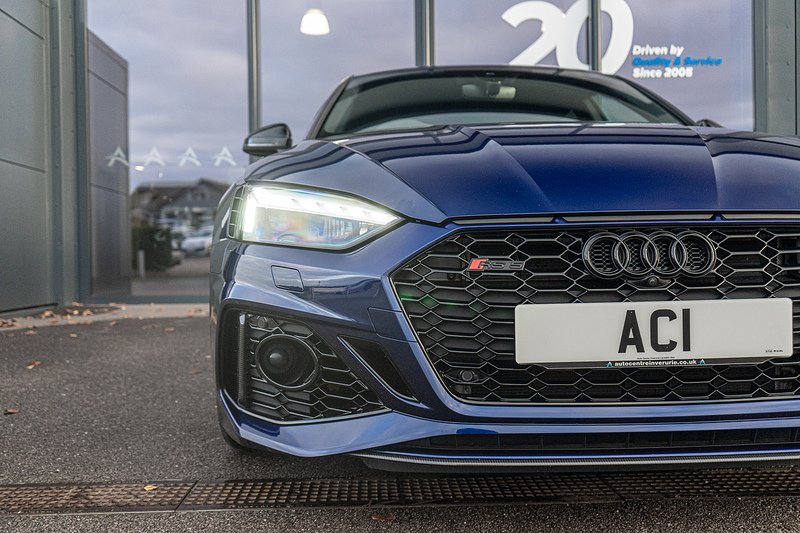 Audi RS5 TFSI V6 Carbon Black - U5123