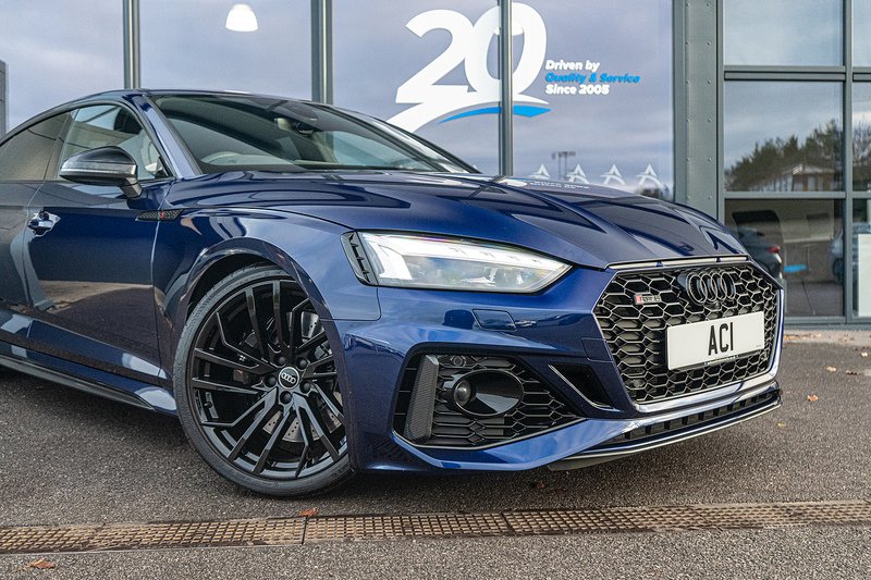 Audi RS5 TFSI V6 Carbon Black - U5123