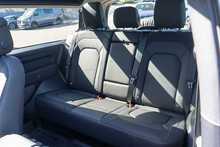 Land Rover 3.0 D250 MHEV X-Dynamic HSE SUV 3dr Diesel Auto 4WD Euro 6 (s/s) (250 ps)