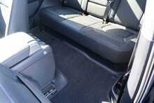 Land Rover 3.0 D250 MHEV X-Dynamic HSE SUV 3dr Diesel Auto 4WD Euro 6 (s/s) (250 ps)