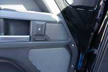 Land Rover 3.0 D250 MHEV X-Dynamic HSE SUV 3dr Diesel Auto 4WD Euro 6 (s/s) (250 ps)