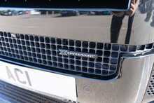 Land Rover 3.0 D250 MHEV X-Dynamic HSE SUV 3dr Diesel Auto 4WD Euro 6 (s/s) (250 ps)