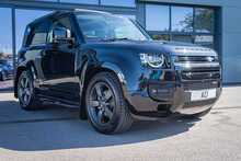 Land Rover 3.0 D250 MHEV X-Dynamic HSE SUV 3dr Diesel Auto 4WD Euro 6 (s/s) (250 ps)