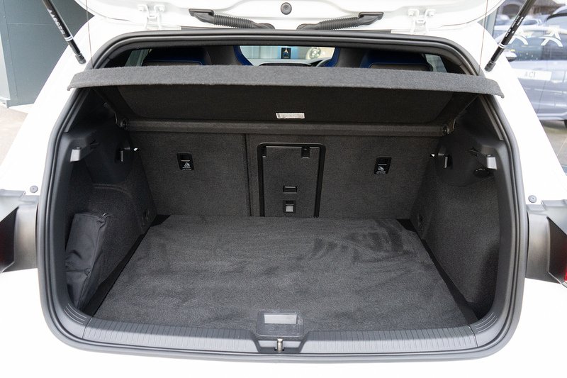 Volkswagen 2.0 TSI R Hatchback 5dr Petrol DSG 4Motion Euro 6 (s/s) (320 ps)